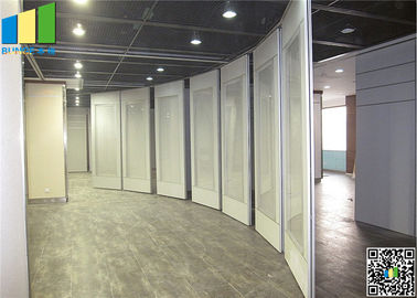 100 مم صالة عرض خشبية متحركة انزلاق جدار قابل للطي التقسيم الصوتي المنقول