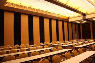 الألومنيوم الإطار الميلامين / انزلاق الجدران الخشبية التقسيم لغرفة المؤتمرات