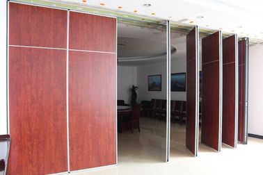 متعدد الألوان الميلامين المحمولة قابلة للطي الأبواب التقسيم جدار مكتب 4M الطول