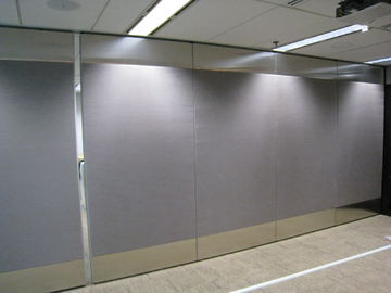 الألومنيوم المسار الأسطوانة الميلامين سطح المحمولة غرفة المقسم انزلاق للطي أقسام الجدران