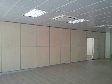 الجدران الصوتية التجارية قابلة للتشغيل التقسيم الجدران 6M الطول