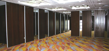 6 متر ارتفاع غرفة اجتماعات فواصل مع الميلامين سطح الألومنيوم المسار