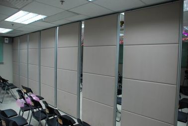 غرفة الاجتماعات التجارية المنزلقة المقسمات مجلس MDF + مادة الألومنيوم