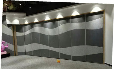 غرفة المؤتمر الصوت والدليل قابلة للتشغيل قابلة للطي قسم الجدران الألومنيوم الإطار
