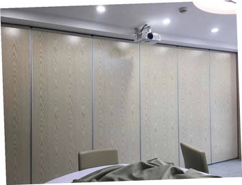 متعدد الألوان الصوتية المواد انزلاق الجدران المتنقلة المنقولة الجدران التجارية توفير مساحة