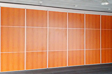 غرفة متعددة الوظائف قابلة للطي جدران التقسيم الصوت والدليل مع الالومنيوم المسارات بكرات