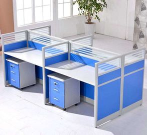 Cusomized المواد الخشبية 4 مقاعد مكتب مكتب Cubicle متعدد الألوان سهلة التركيب