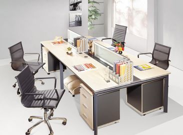Cusomized المواد الخشبية 4 مقاعد مكتب مكتب Cubicle متعدد الألوان سهلة التركيب