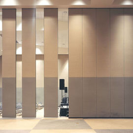 الجدار الحديثة للطي الرقص ستوديو جدار عازلة للصوت مع تمرير الباب