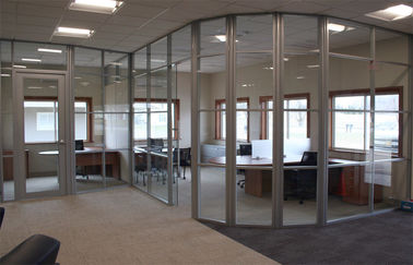 الجدران الداخلية والخارجية انزلاق قابلة للطي زجاج التقسيم لمكتب / مصنع