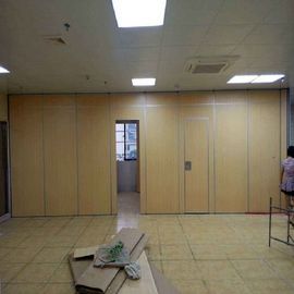 الفصول الدراسية المنقولة قسم الأبواب انزلاق قابلة للطي الجدران التقسيم للمكتب