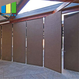 باب منزلق متحرك قابل للطي خشبي خشبي مقاوم للصوت جدار التقسيم للفندق