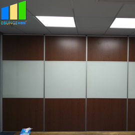 أقسام عازلة للصوت أبواب قابلة للطي مقسم غرفة الأكورديون الصوتية لوحة الجدران المنقولة Mdf في دبي