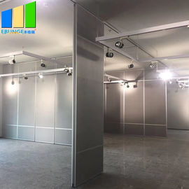 جدران التقسيم القابلة للطي المؤقتة الداخلية مقسم جدار قابل للطي قابل للانزلاق قسم صالة الطعام للمعرض