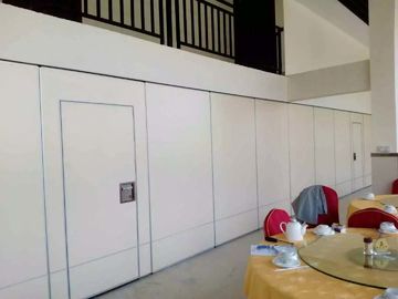 مكتب سنغافورة جدار خشبي التقسيم ، الداخلية المنقول انزلاق الأبواب للطي