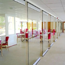 الجدران التقسيم المنقولة قابلة للطي الزجاج فرملس التقسيم الزجاج الألومنيوم