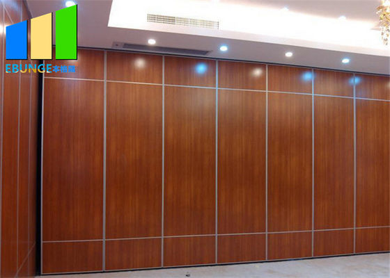 مركز المؤتمرات الصوتية الخشب سطح متحرك نظام تقسيم الجدار